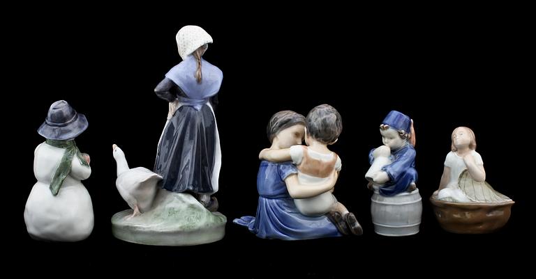 FIGURINER, 5 st, Royal Copenhagen samt Bing & Gröndahl, 1900-tal.