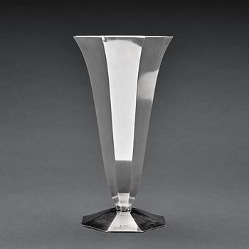 144. Wiwen Nilsson, an octogonal sterling bell shaped vase, Lund, Sweden 1941.