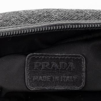 Prada, necessär.