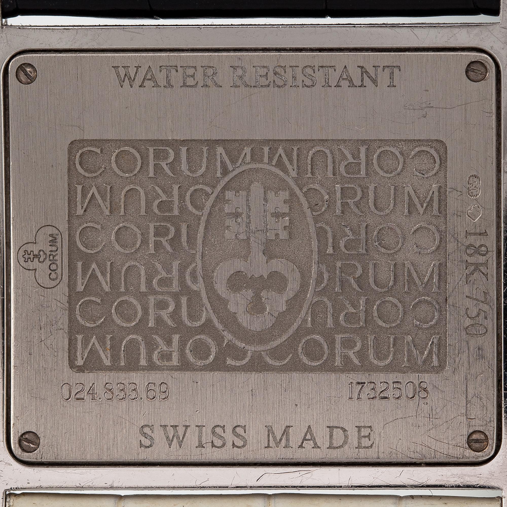 Corum, Facettes, wristwatch, 34 x 29 mm.