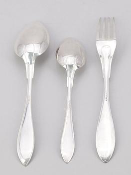 PARTI BESTICK, silver, "Svensk spets", bla C G Hallberg Stockholm 1925. Tot vikt ca 944g.