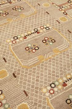 Barbro Nilsson, matto, "Krabban, grå", knotted pile, ca 272-277 x 178,5-183 cm, signed AB MMF BN.