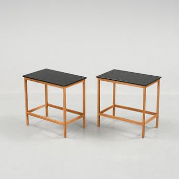 SÄNGBORD, ett par, 2000-tal.