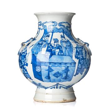 A blue and white vase, Qing dynasty, 19th Century.