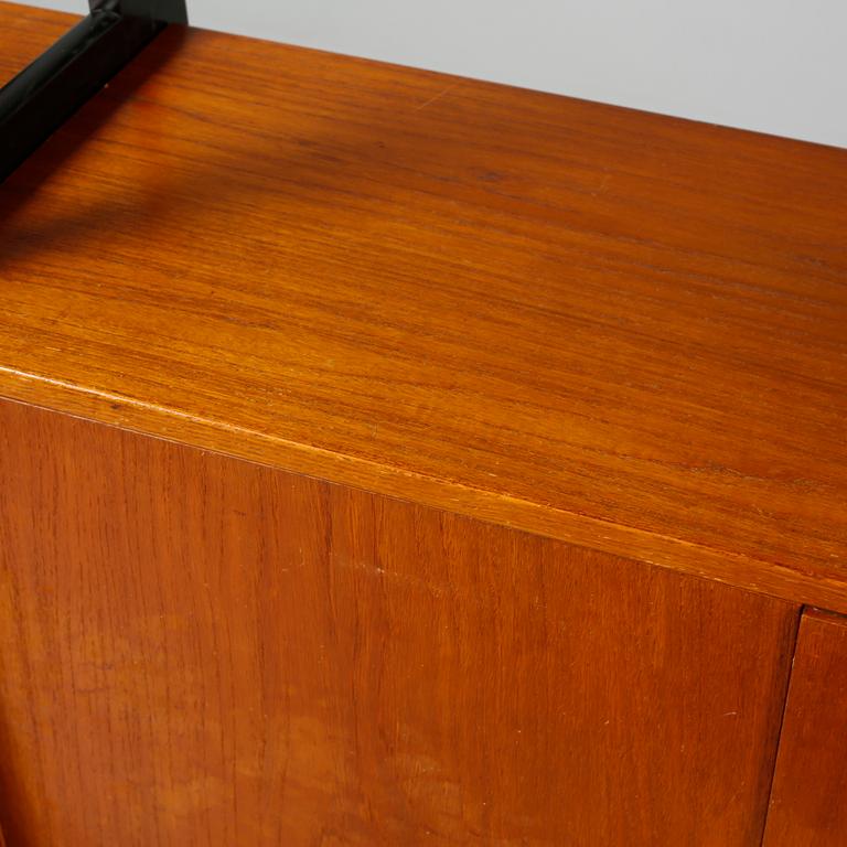 A 1950/60s sideboard.