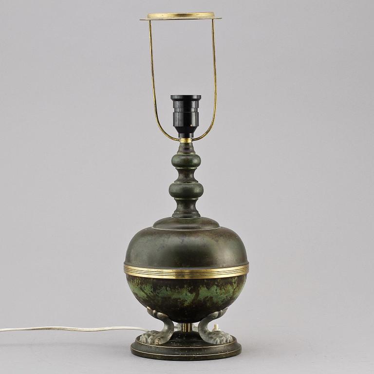 BORDSLAMPA, 1900-talets andra hälft.