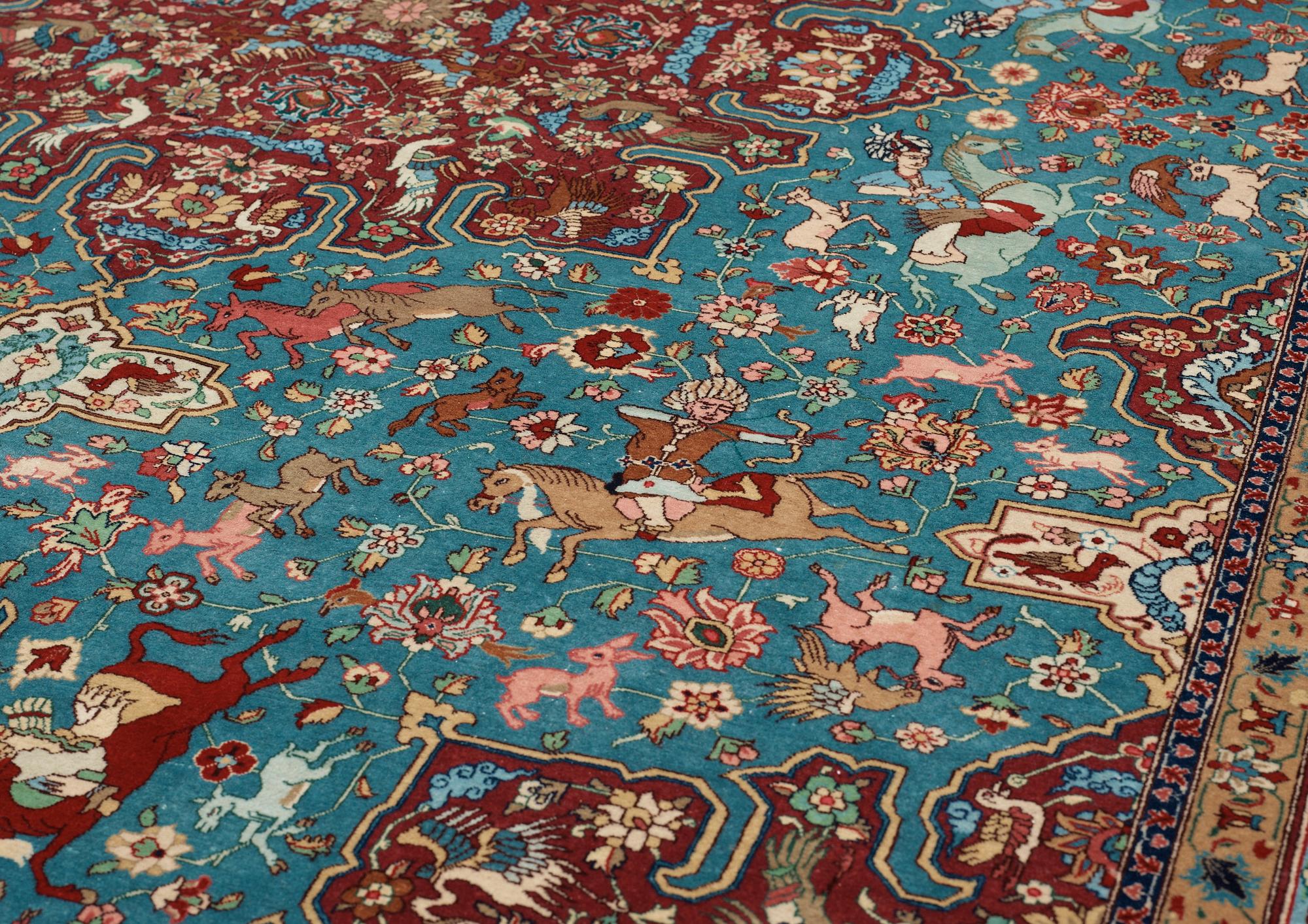 OLD TÄBRIS. 338 x 244,5 cm.