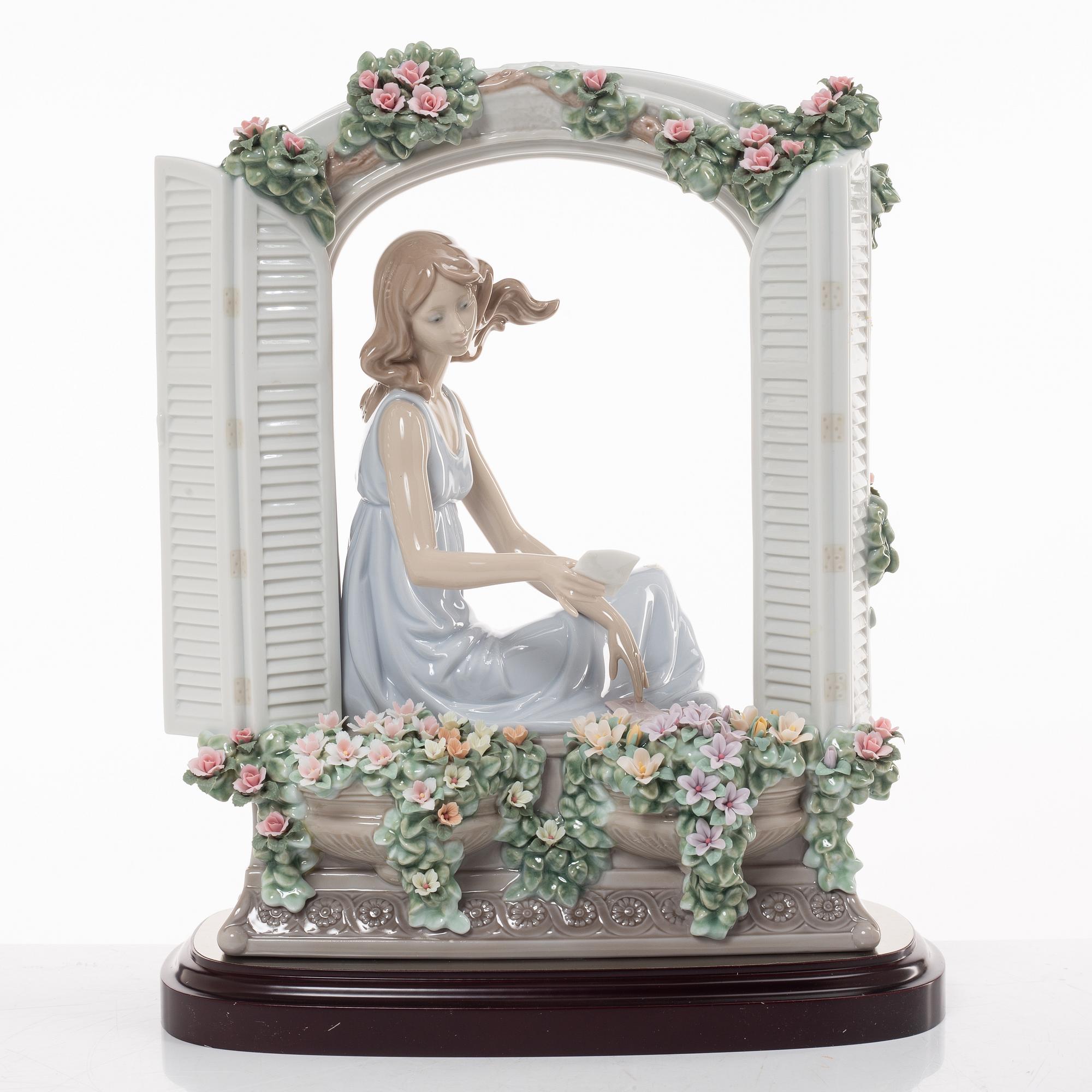 Marco Antonio Noguerón, figurin, "Thinking of love", Lladró, Spanien, 2007.