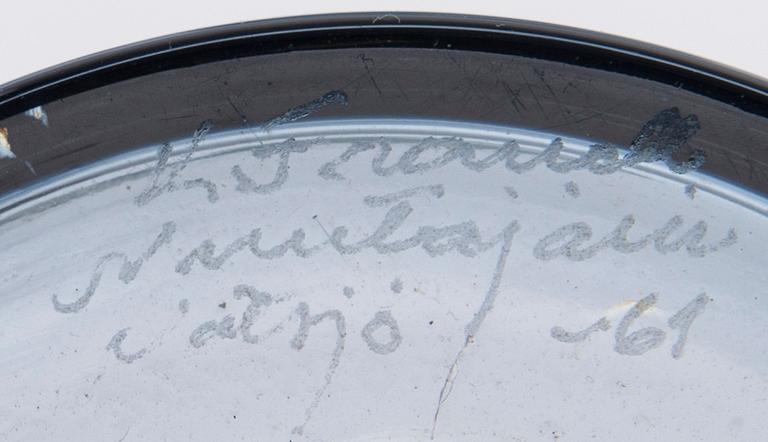 KAJ FRANCK, VASER 2 st, glas, "Hyrrä" KF245, signerade. Nuutajärvi, 1960-tal.