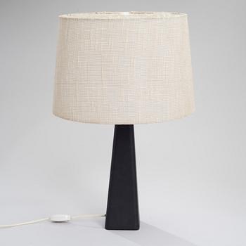 LISA JOHANSSON-PAPE, A TABLE LAMP. Manufactured by Orno. 1960s.