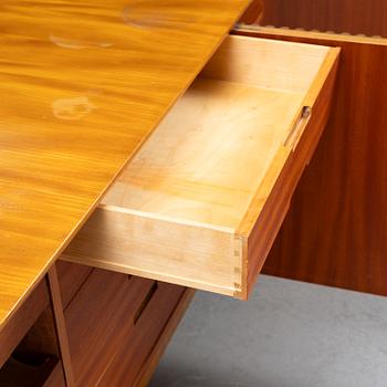 Bertil Fridhagen, a rare elm sideboard, Svenska Möbelfabrikerna, Bodafors, 1940s.