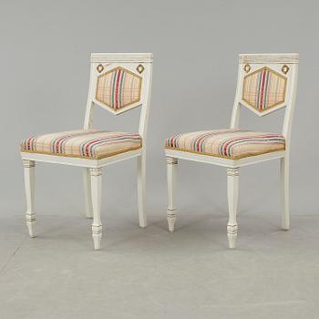 STOLAR, ett par, empirestil, omkring 1900.