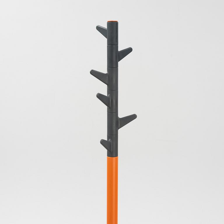 Coat hanger "OKA-B", Inno, Finland.