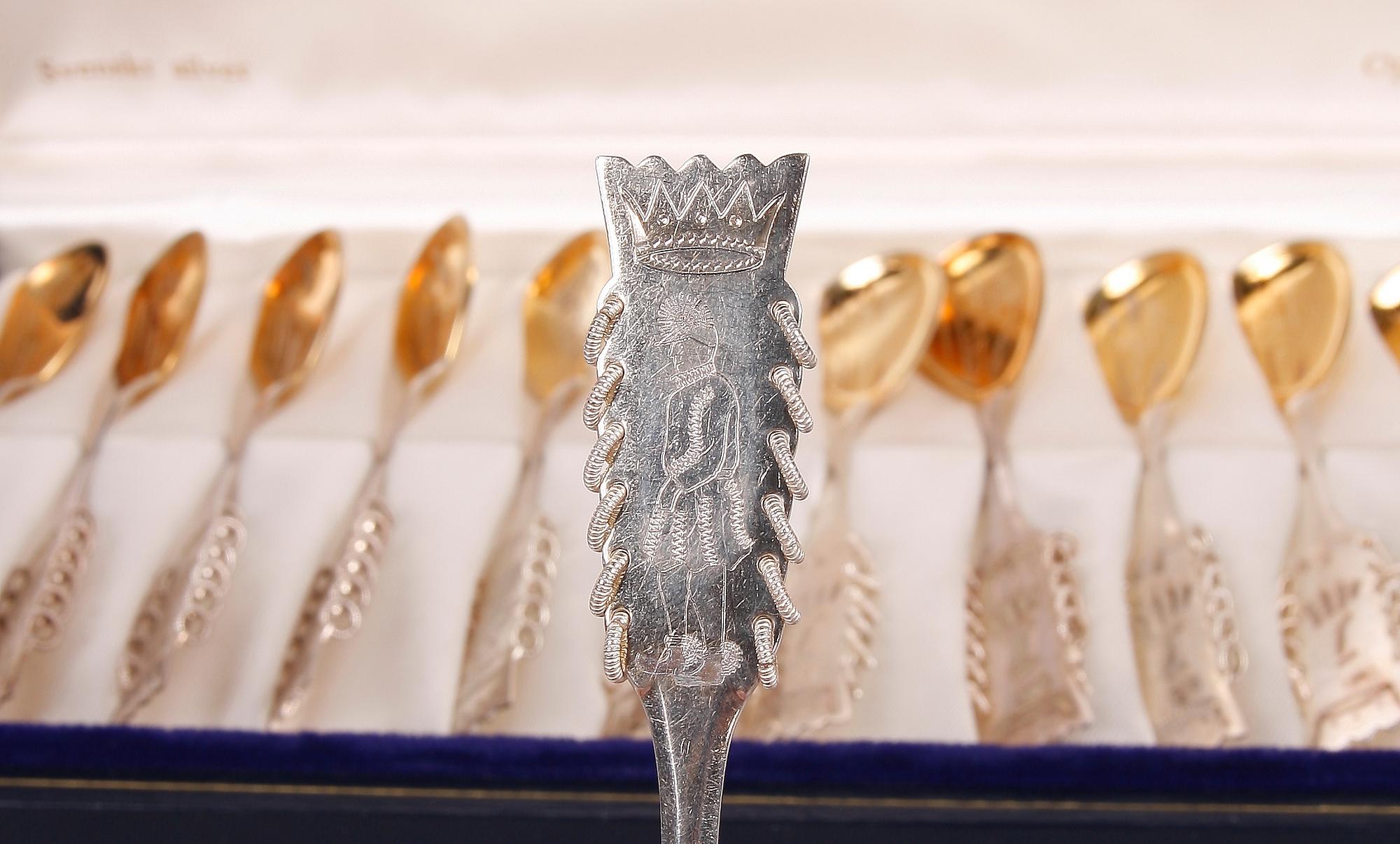 KAFFESKEDAR, 12+12, silver, bla Olga. Ceson resp GAB, 1960-tal.