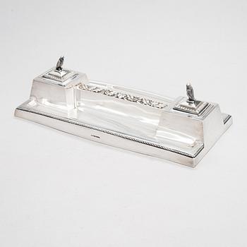 A silver ink stand, maker's mark of Iisakki Saha, Pori Finalnd 1921.