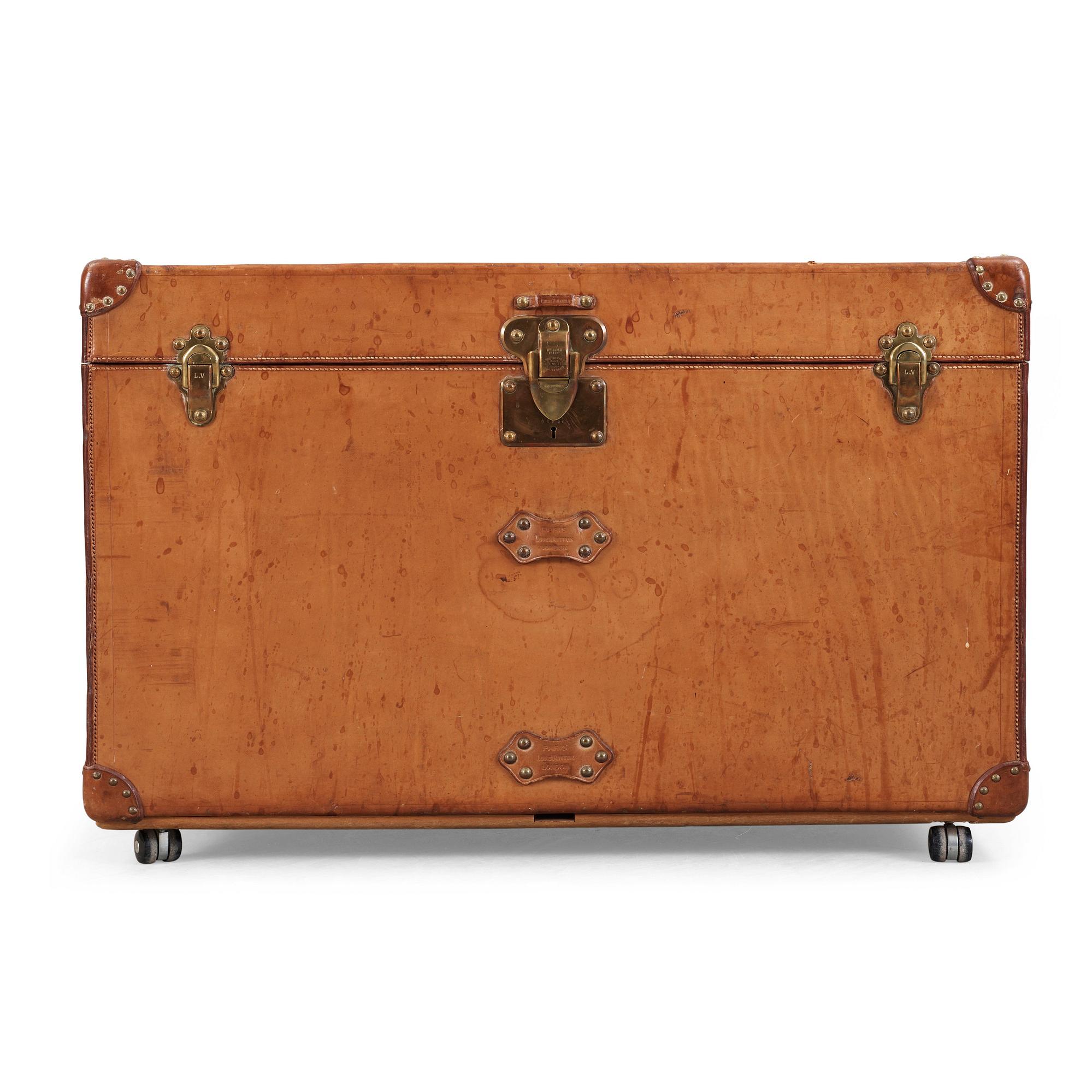 LOUIS VUITON, trunk, around 1900.