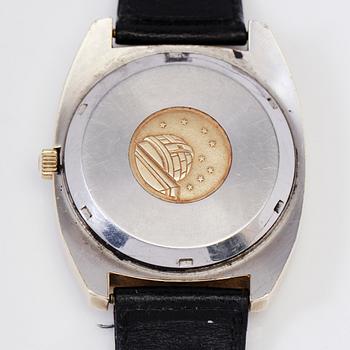 ARMBANDSUR, guld på stål, Omega Constellation Chronometer Electronic 300 Hz.