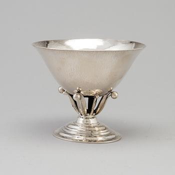 JOHAN ROHDE, a sterling silver bowl from Georg Jensen, Copenhagen, Denmark.