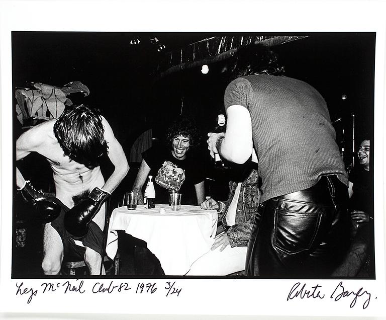 ROBERTA BAYLEY, Fotografi, signerad och numrerad 3/24.