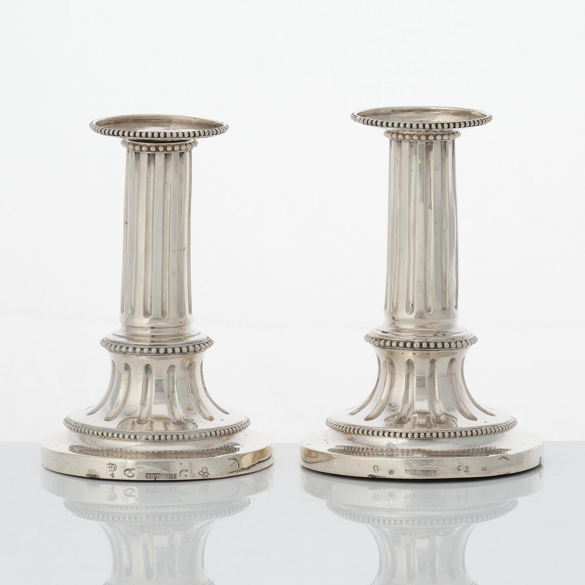 Johan Henrik Schvart, ljusstakar, s k resestakar, ett par, silver, Karlskrona 1789. Gustavianska.