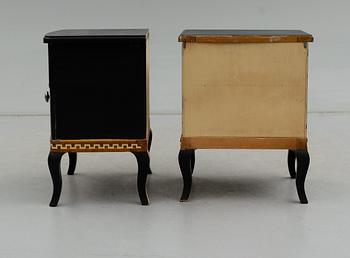 SÄNGBORD, 1 par, 1900-talets första hälft.