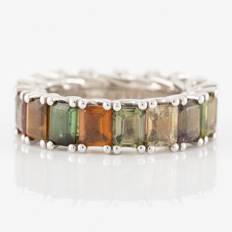Ring 14K white gold with multi-coloured tourmalines.