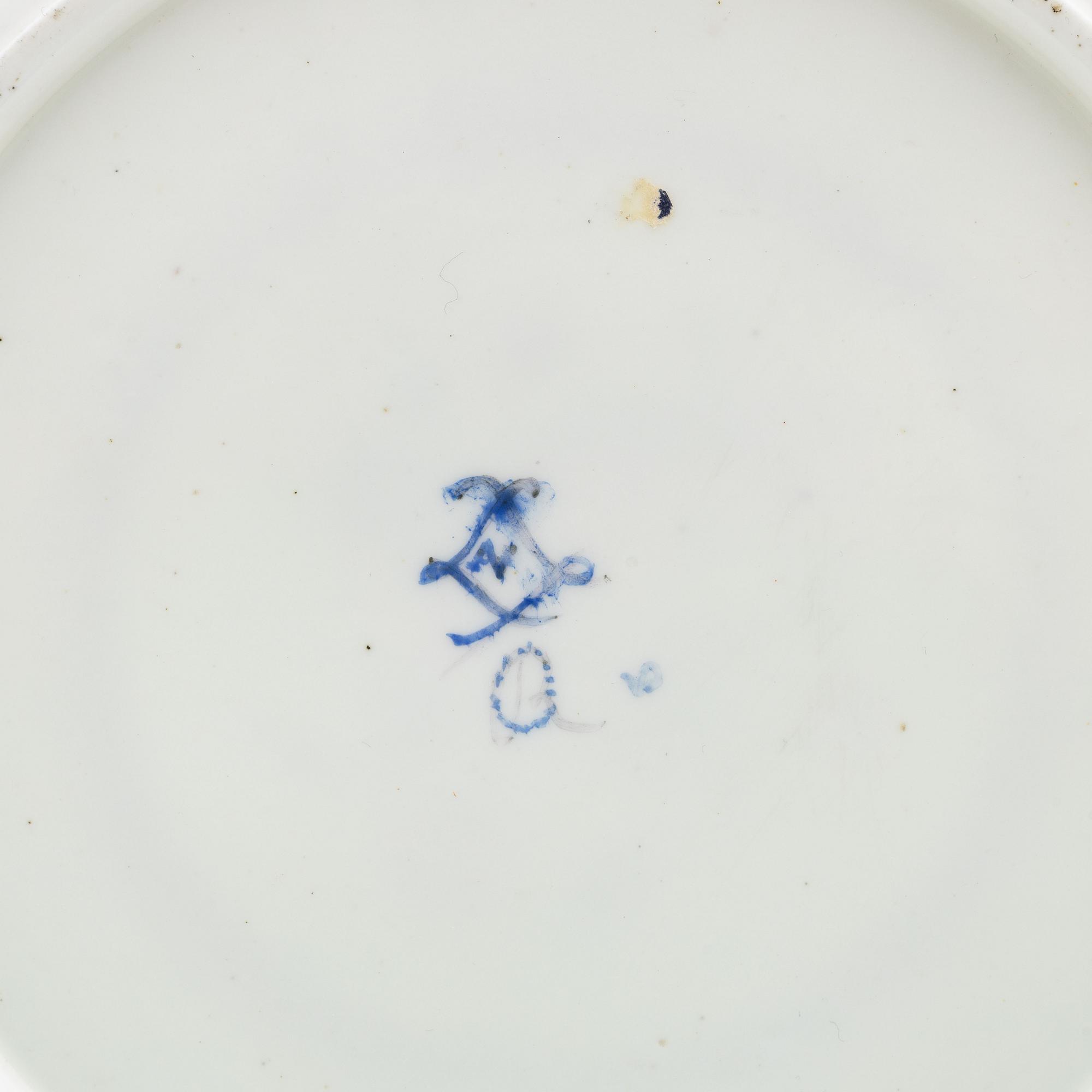 A porcelain plate (assiette unie), probably Sèvres, 1770's.