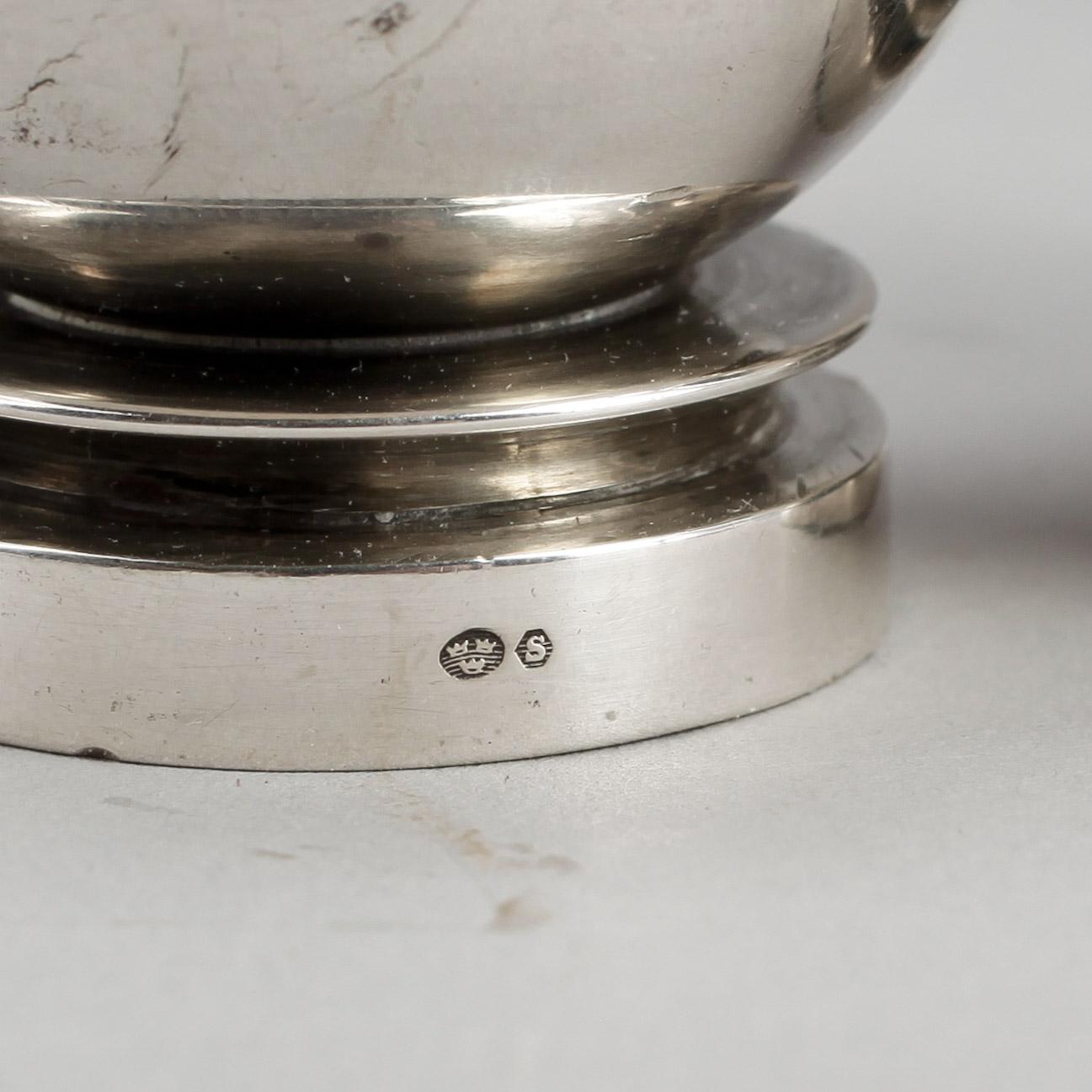 KRYDDKAR, ett par, silver, "Pyramid" Harald Nielsen, Georg Jensen, Danmark. Total vikt.