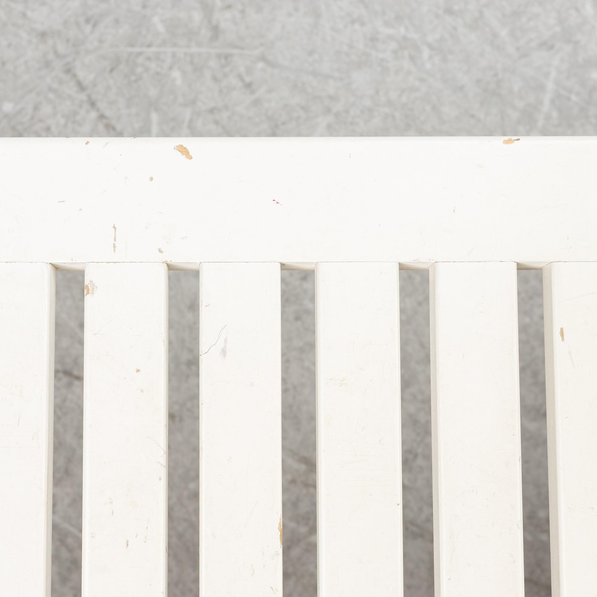 Alvar Aalto, bänk, modell 153, Artek, Finland.