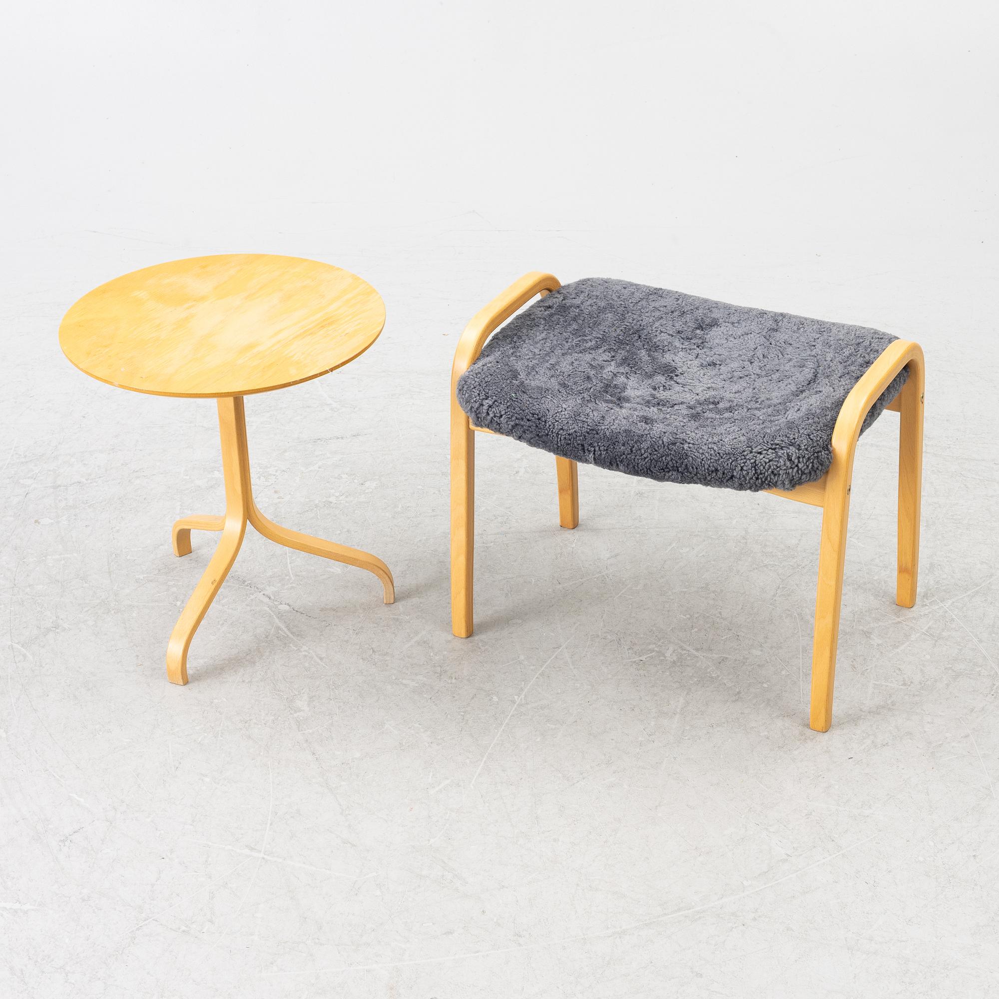 Yngve Ekström, sidobord och fotpall, "Lamino", Swedese, Sweden, 2000-tal.