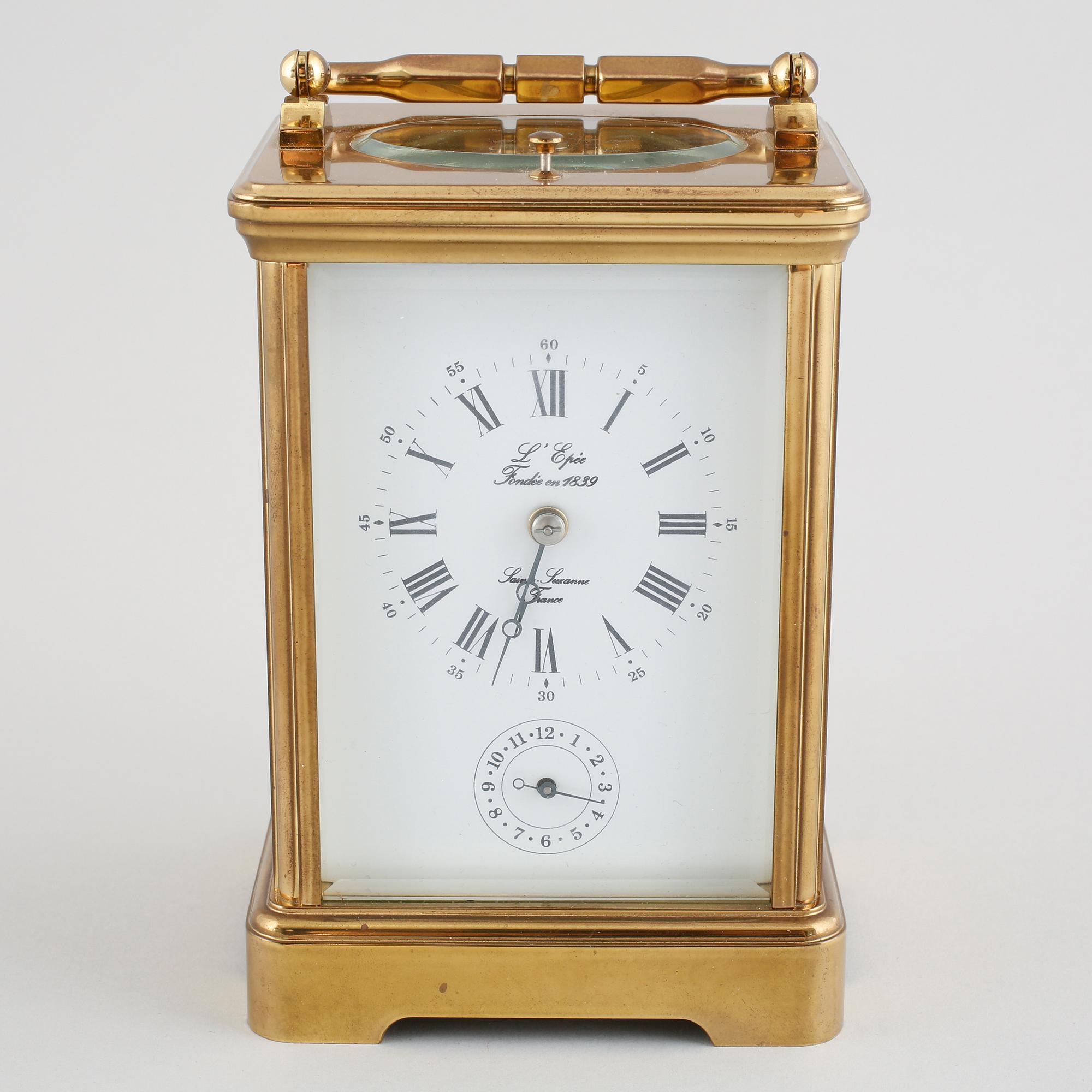 L´EPÉE, Fondée en 1839, Sainte-Suzanne France, travel alarm clock, lever escapement, second half of the 20th century.