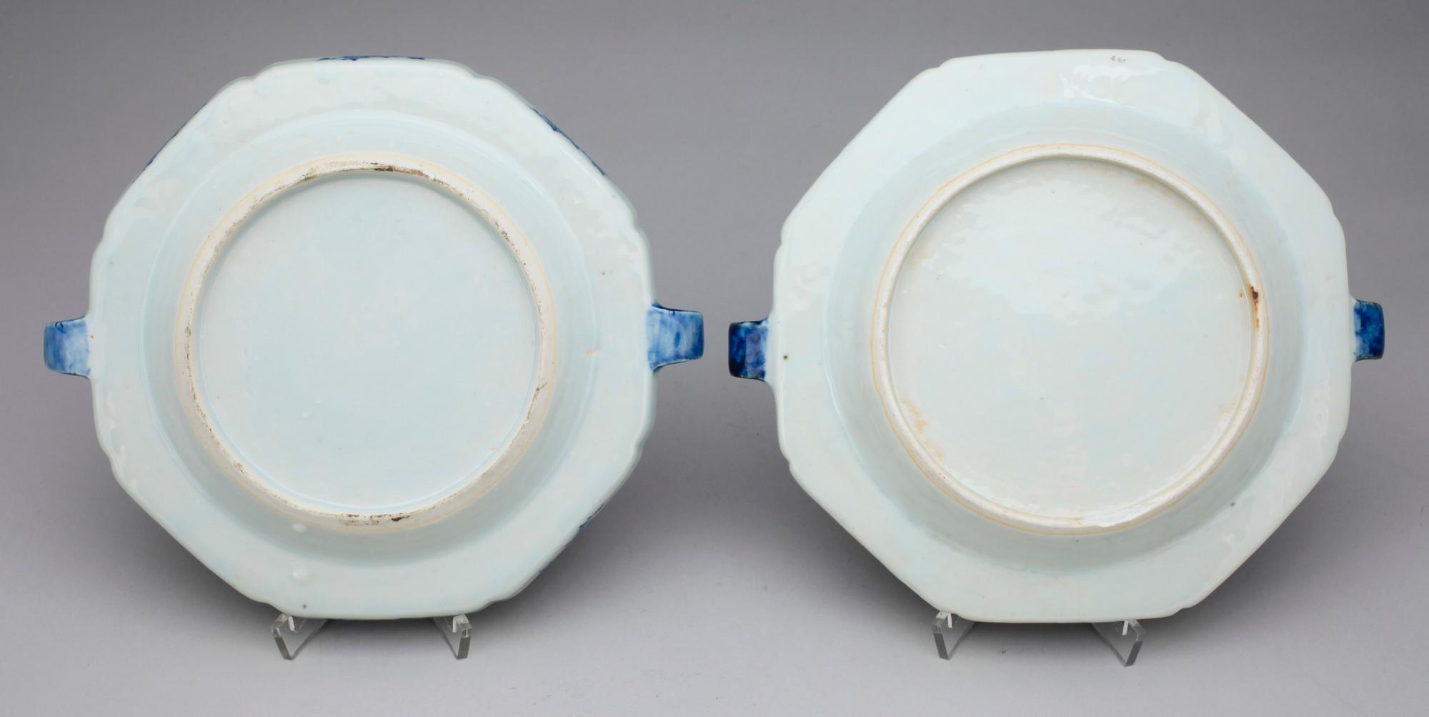 VÄRMETALLRIKAR, 2 st, porslin, Kina, Qianlong resp Jiaqing. 1700-1800-tal.