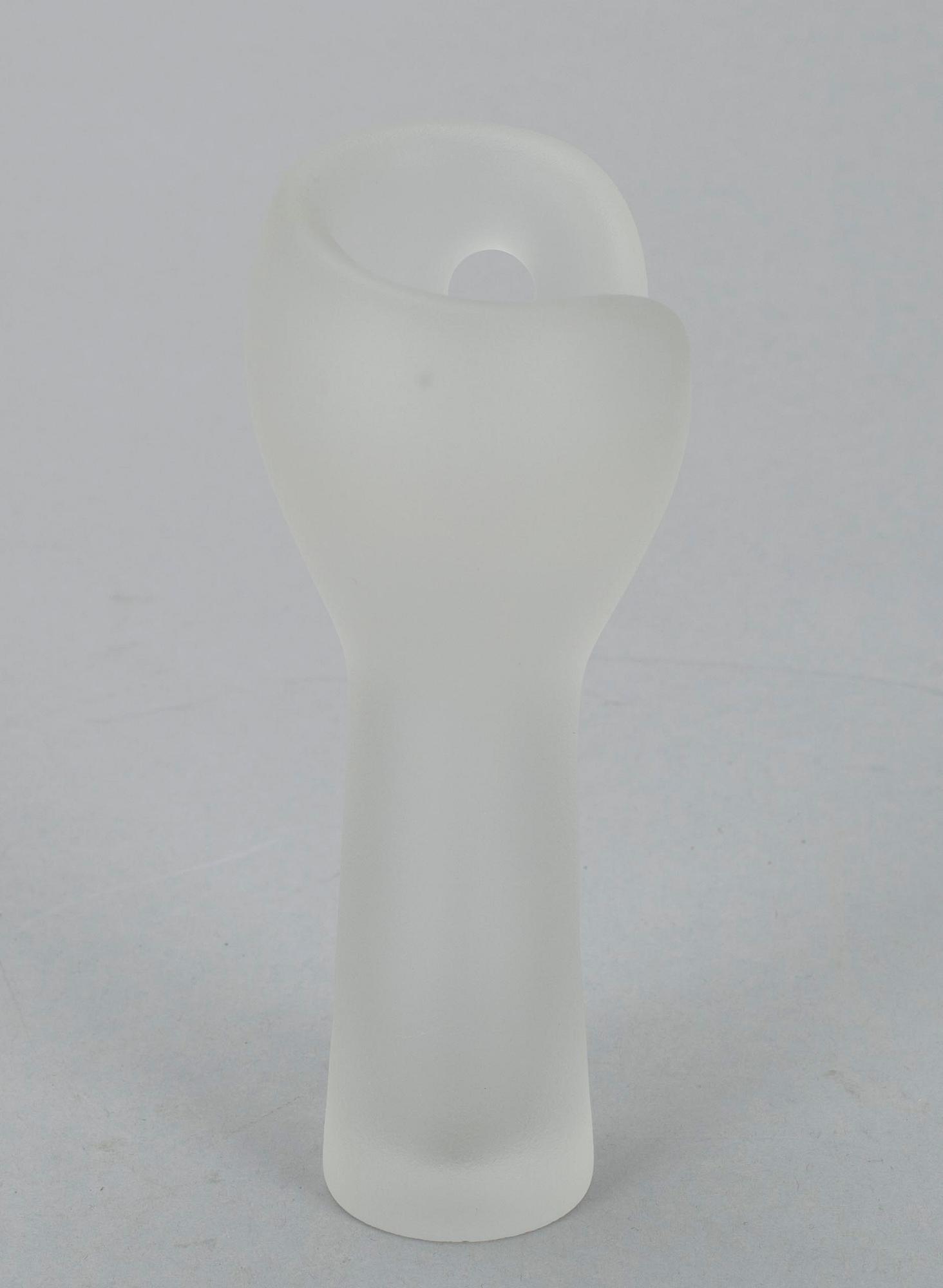 GLASSKULPTUR, "Jättens näve" Sign. Timo Sarpaneva, Iittala -56.