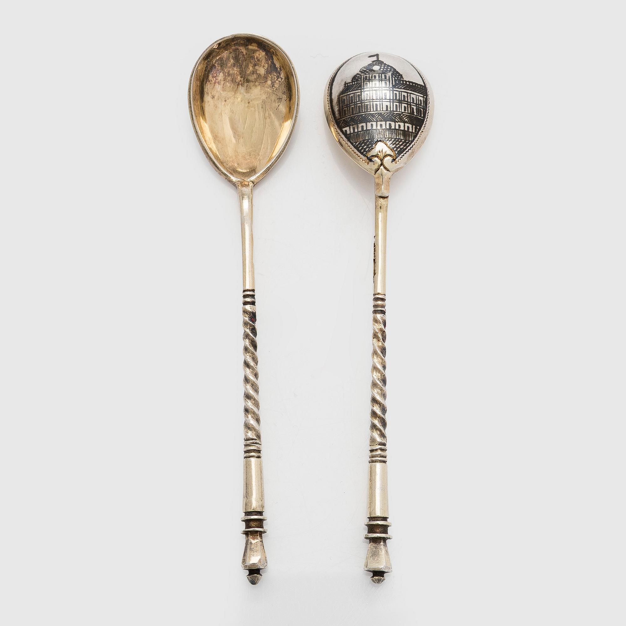 teskedar, 6 st, silver, niello, Moskva 1892. Kyrillisk mästrarstämpel AG.K.