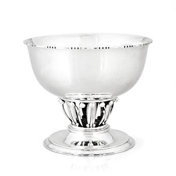 154. Georg Jensen, a silver bowl, Copenhagen Denmark 1919, design nr 19, 830/1000 silver.