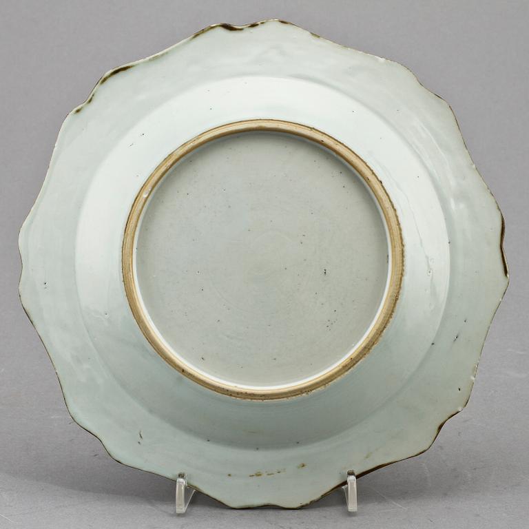 TALLRIK, porslin, Kina, 1700-tal.
