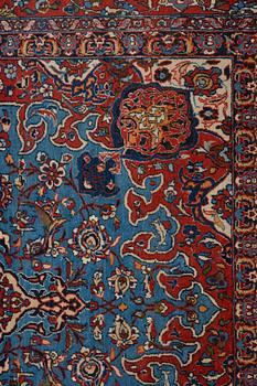 MATTO, a semi-antique Esfahan, ca 214,5 x 145-149 cm.