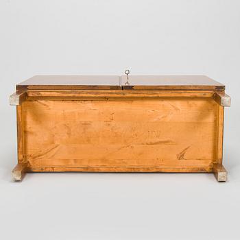 Alvar Aalto, skåp, modell 810 för O.Y Huonekalu- ja Rakennustyötehdas A.B, 1930-tal.