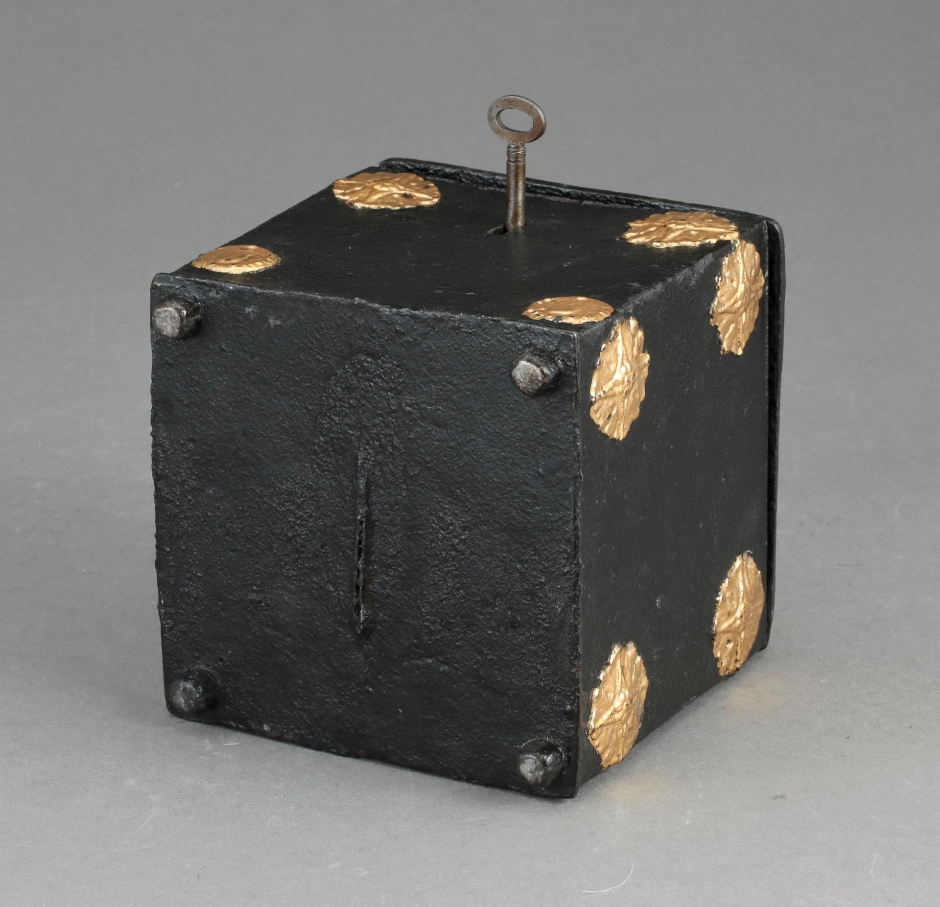 TOBAKSBURK, gjutjärn, 1800-tal.