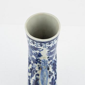 A blue and white moon flask, China, 19th century.