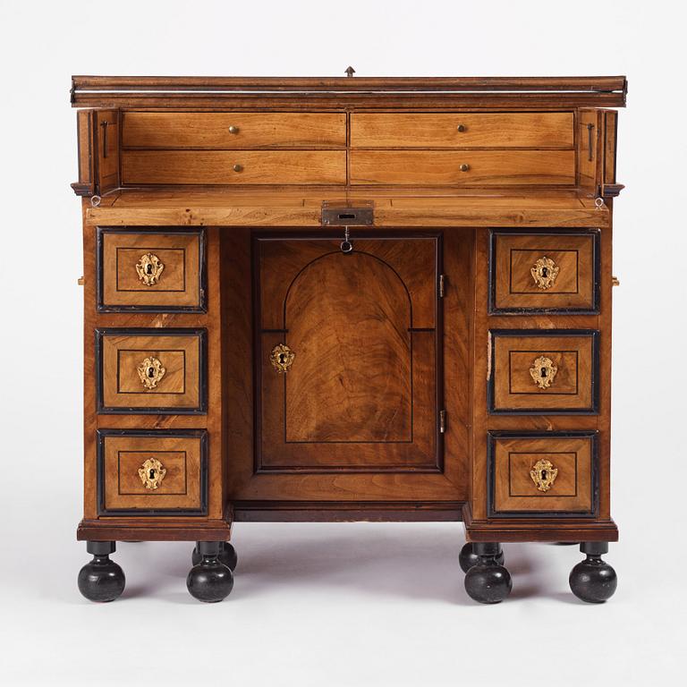 Queen Hedvig Eleonora's Ulriksdal desk, a baroque parquetry desk by royal cabinetmaker Hindrich von Hachten, 1691.