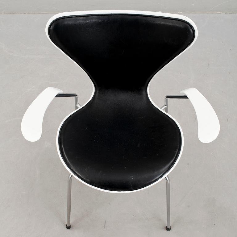 KARMSTOL, "Sjuan", Arne Jacobsen, Fritz Hansen, 1993.