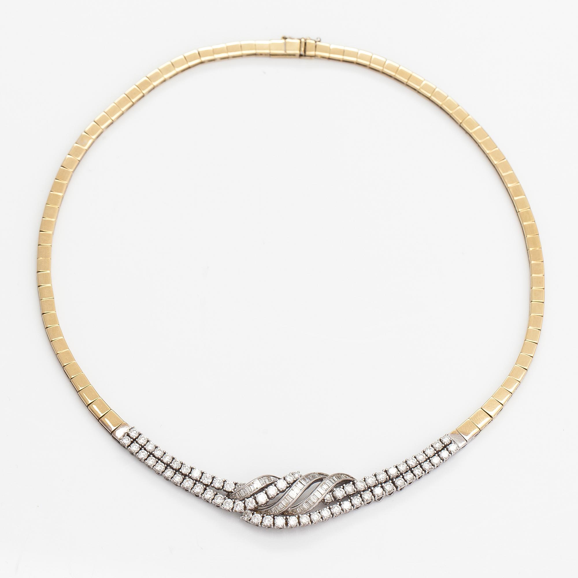 An 18K gold necklace with diamonds ca. 6.00 ct in total.