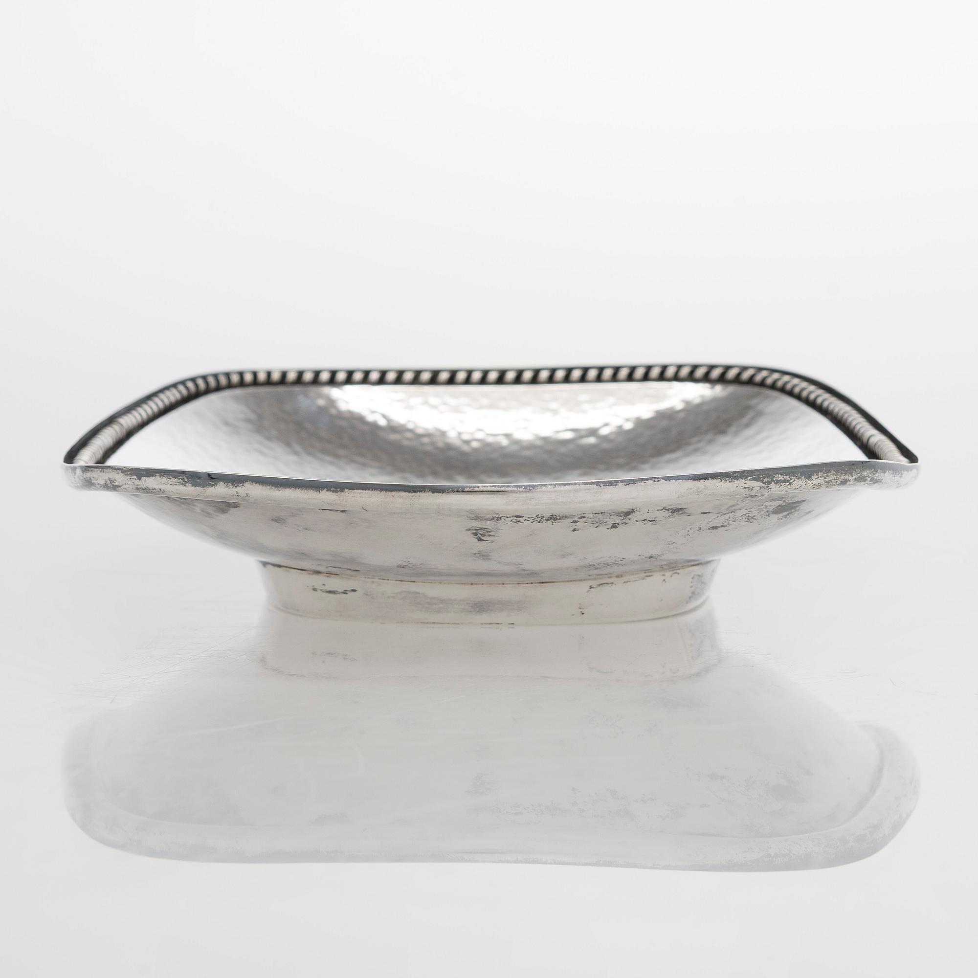 Väinö Hamara, A silver bowl, Helsinki 1965.