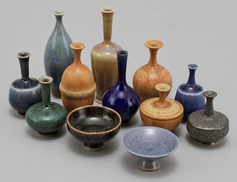 MINIATYRER, 12 st, stengods, Höganäs, 1900-talets andra hälft.