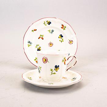 Servis 49 dlr "Petite Fleur", Villeroy & Bosch, 1900-talets slut, porslin.