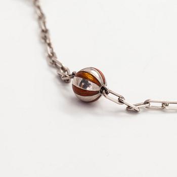 Collier, silver, emalj, A. Tillander; Helsingfors 1975.