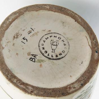 TH Verstraaten vas från Amphora Holland ca 1910  fajans.