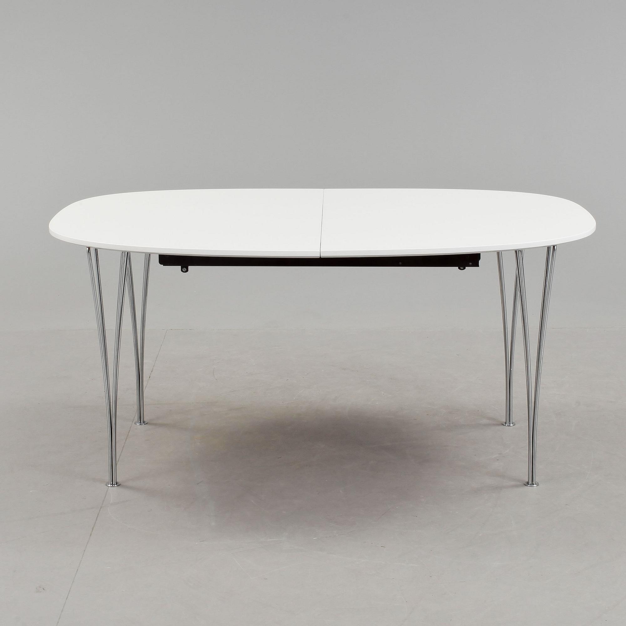 MATBORD, "Superellips" design av Piet Hein och Bruno Mathsson för Fritz Hansen, Danmark.