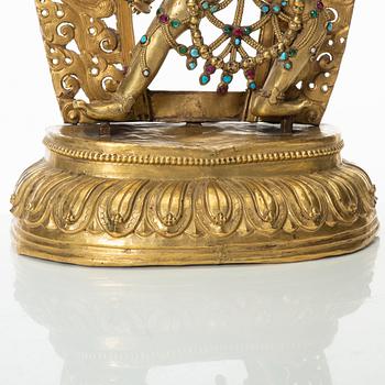 Dakini, förgylld kopparlegering. Sarvabuddhadakini, Tibet, 1800-tal.